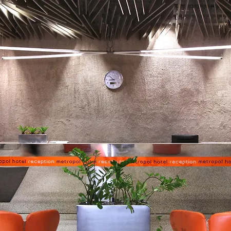 Hotel Metropol Design Old Town 4*