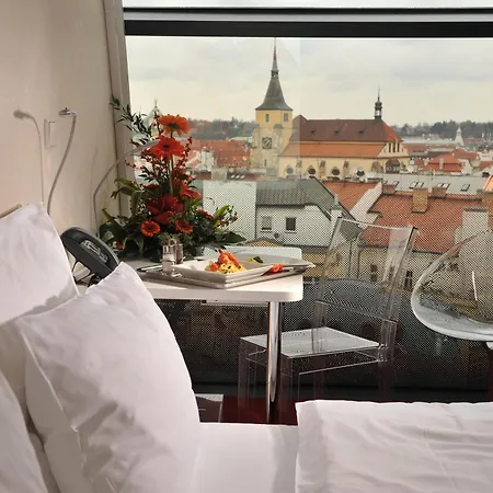 Hotel Metropol Design Old Town 4*