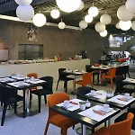 Metropol Design Old Town 4*