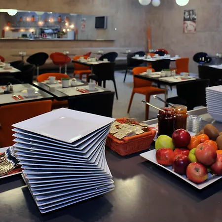 Metropol Design Old Town 4*