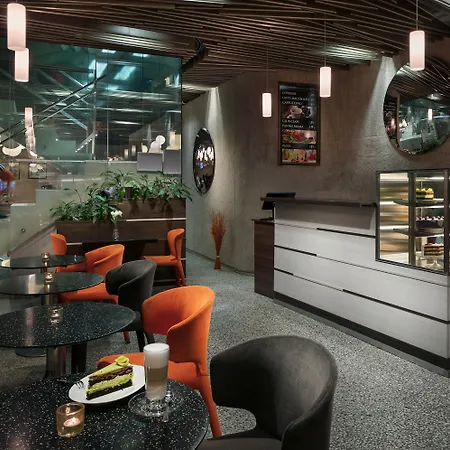 Hotell Metropol Design Old Town 4*