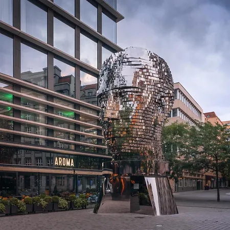 Metropol Design Old Town Hotell 4*