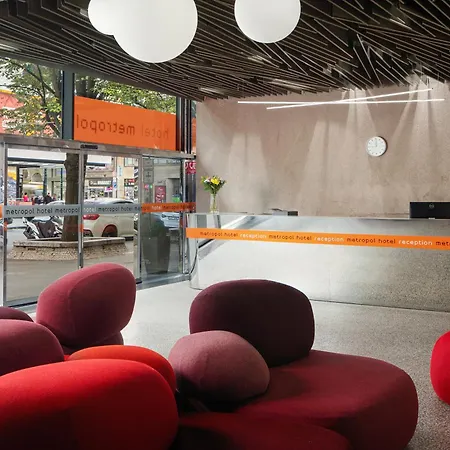 Metropol Design Old Town Hotell