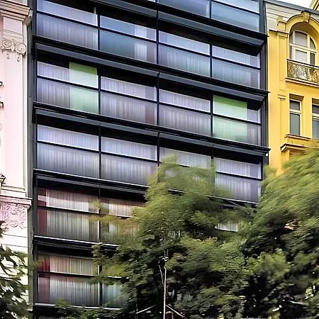 Hotell Metropol Design Old Town 4*