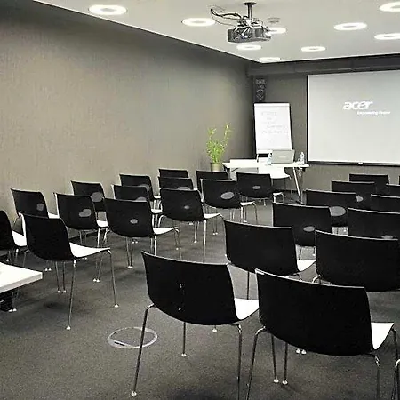 Hotell Metropol Design Old Town 4*