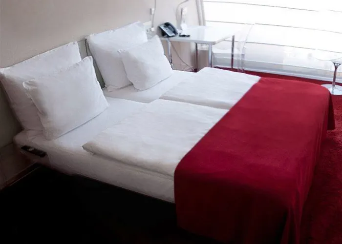 Metropol Design Old Town Hotel 4*