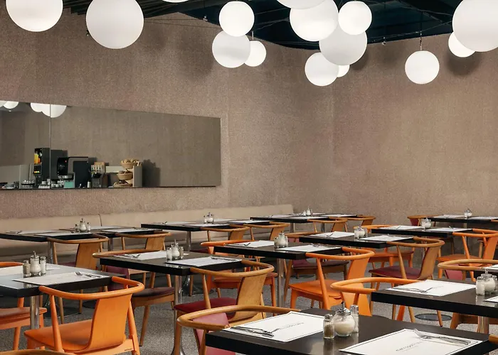 Metropol Design Old Town Hotel 4*