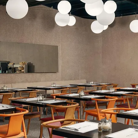 Metropol Design Old Town Hotel 4*