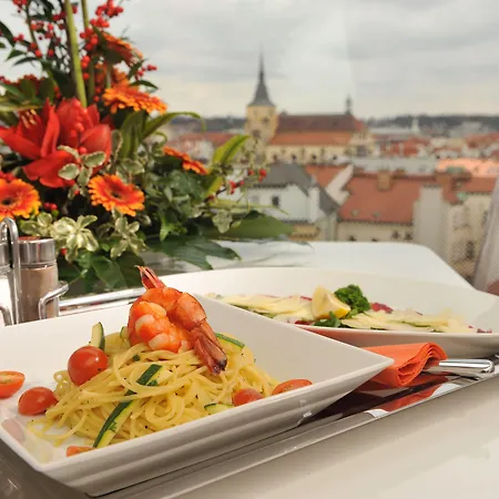 Hotel Metropol Design Old Town 4*